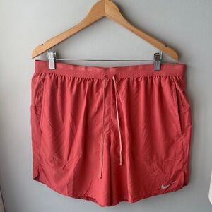 NWT Nike Running‎ Stride Mens 7" Shorts